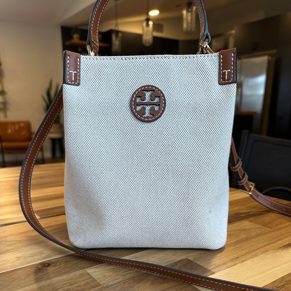Tory Burch Blake canvas bucket Bag